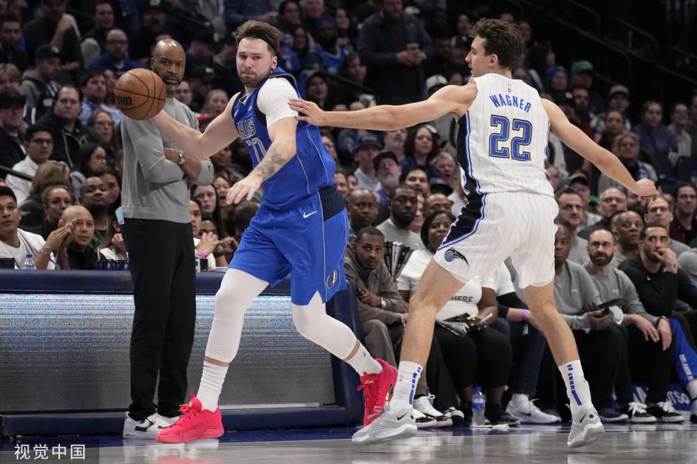 輕中場洛倫 輕中場洛倫